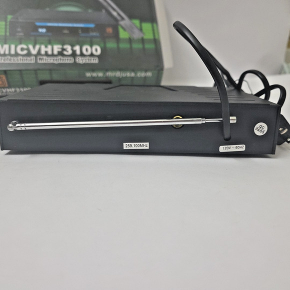 MR DJ MICVHF3100 Wireless Dual-Channel Handheld design Microphone System - Picture 5 of 7